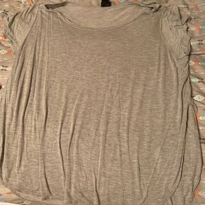Grey t shirt